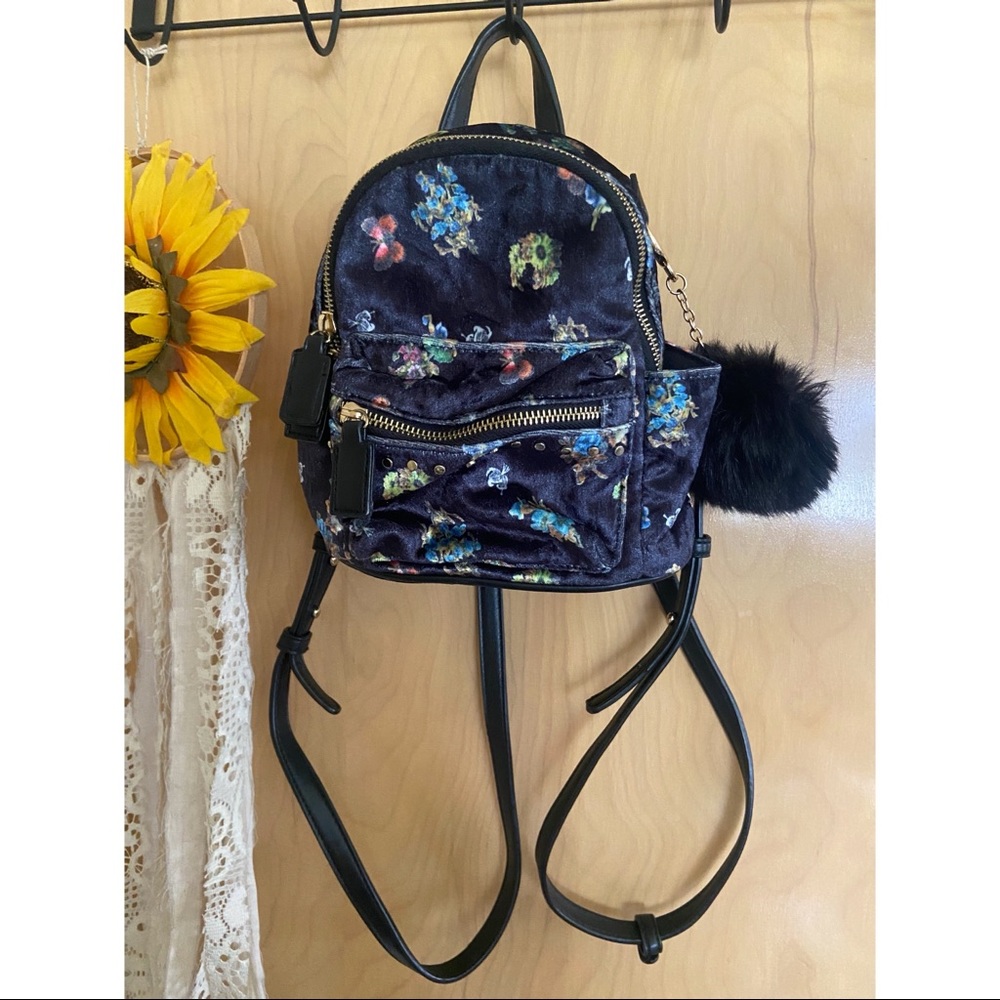 Dream Control New York Mini Velvet Backpack